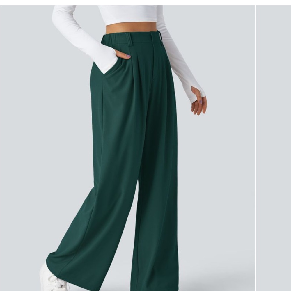 Halara Flex™ High Waisted Side Pocket Wide
Leg Waffle Work Pants XL PETITE